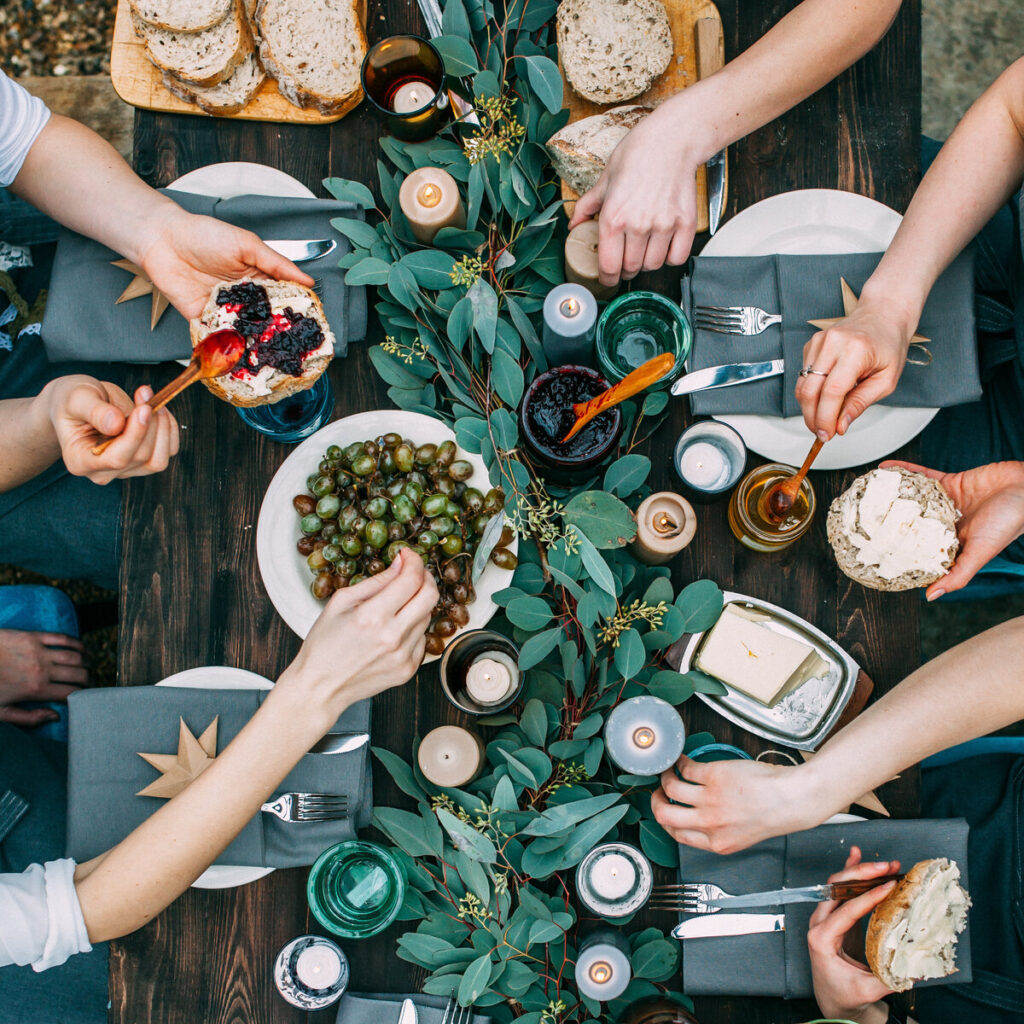 A Food Lover’s Guide to Woodlands Village: Savoring Flagstaff’s Tasty Neighborhood